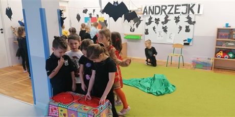 Andrzejki w grupie Pszczółki