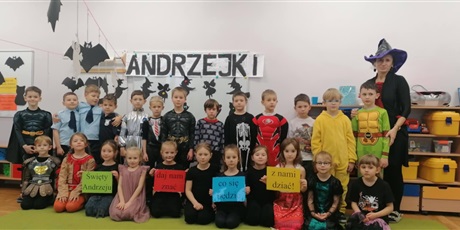 Andrzejki w grupie Pszczółki