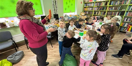 Dzień Marchewki w Bibliotece - gr. Motylki