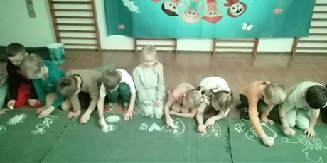 Gwiezdny Teatr - Niesamowite ruchy Ziemi - gr. Mrówki i Pszczółki