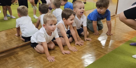 Innowacja Pedagogiczna "Joga Małych Stópek"