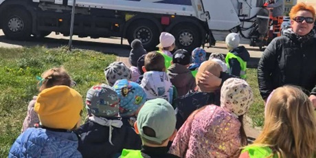 Jeżyki i ekologiczny spacer