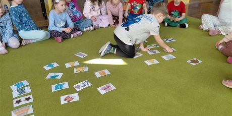 Kwiecień, co plecie, czyli matematyczne i językowe zabawy Sówek😃