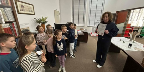 Pszczółki na wycieczce w Archiwum Państwowym 🐝
