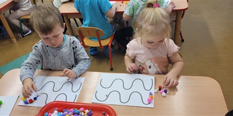Sensoryczne zabawy Biedronek