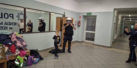 Sówki poznały zawód Policjanta