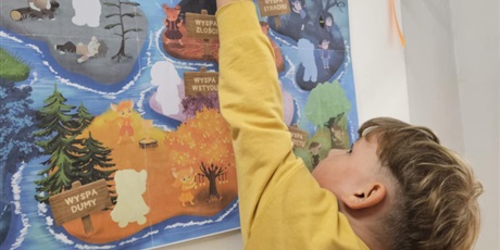 Żabki i Motylki poznały Markotka z Wyspy Smutku