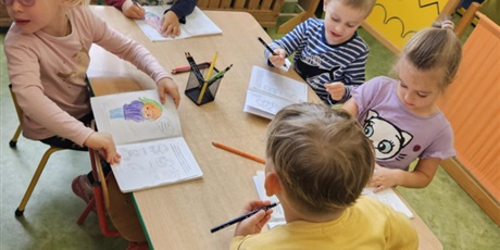 Żabki i Motylki poznały Markotka z Wyspy Smutku