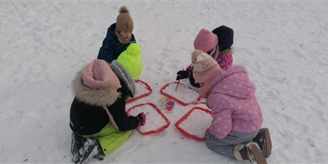 Zajęcia outdoorowe Pszczółek