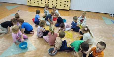 Zajęcia sensoryczne u Motylków